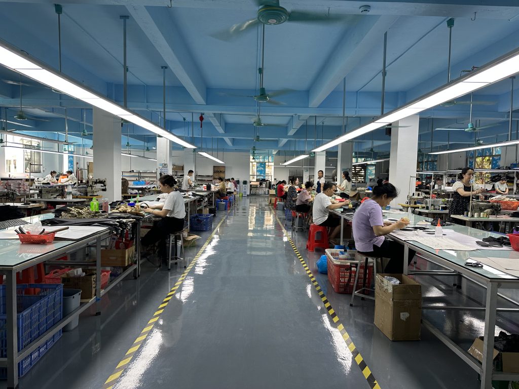 广州迦琳皮具工厂介绍